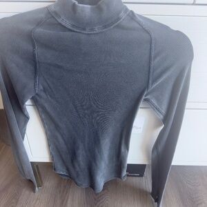 NEW WITH TAGS! Free People Pixie Rib Turtleneck Top Size XS Color: Black/Grey